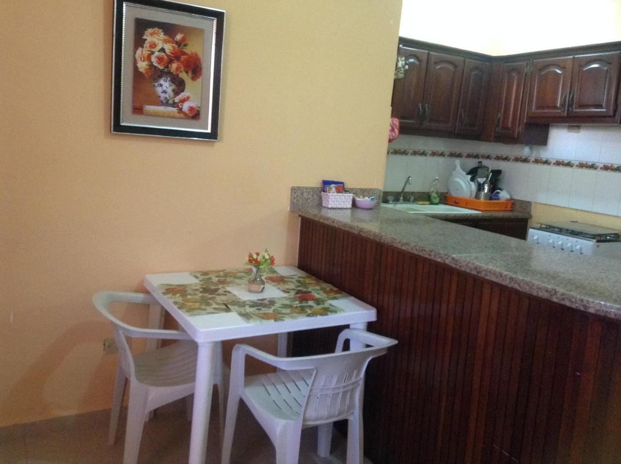 White Sands Hostel Punta Cana Ngoại thất bức ảnh